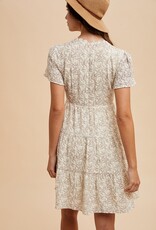 509 Broadway Scallop Trim Leaf Print Dress