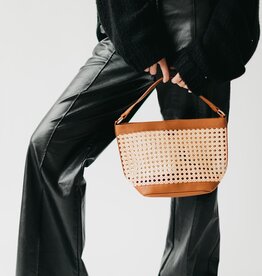509 Broadway Bryce Woven Bucket Bag