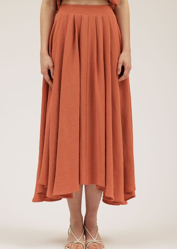 509 Broadway Box Pleated Midi Skirt