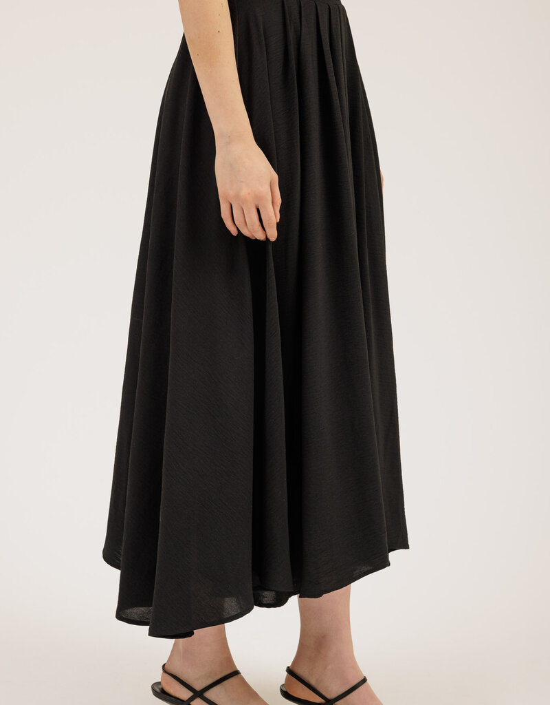 509 Broadway Box Pleated Midi Skirt