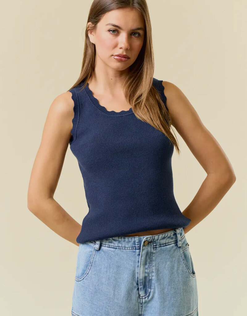 509 Broadway Scalloped Scoop Neck Tank