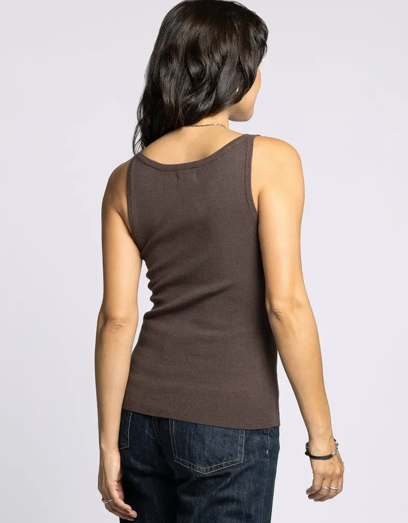 509 Broadway Corinne Tank