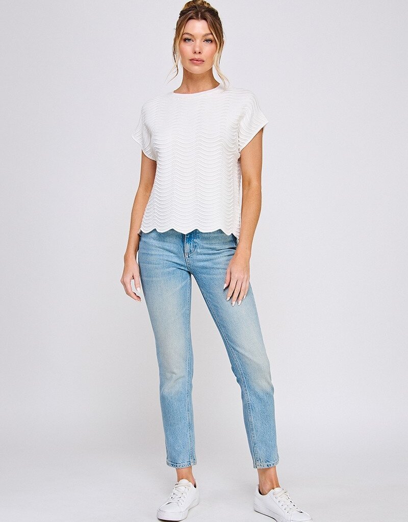 509 Broadway Scallop Pattern Relaxed Knit Top