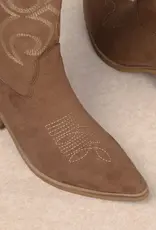 509 Broadway Giada Pointed Toe Boot