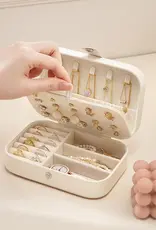 509 Broadway Simple Double Layer Accessory Holder