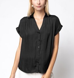 509 Broadway Short Sleeve Button Blouse