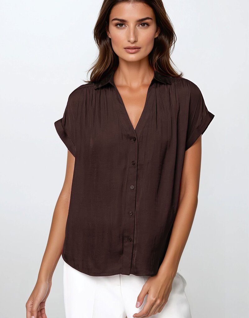 509 Broadway Short Sleeve Button Blouse