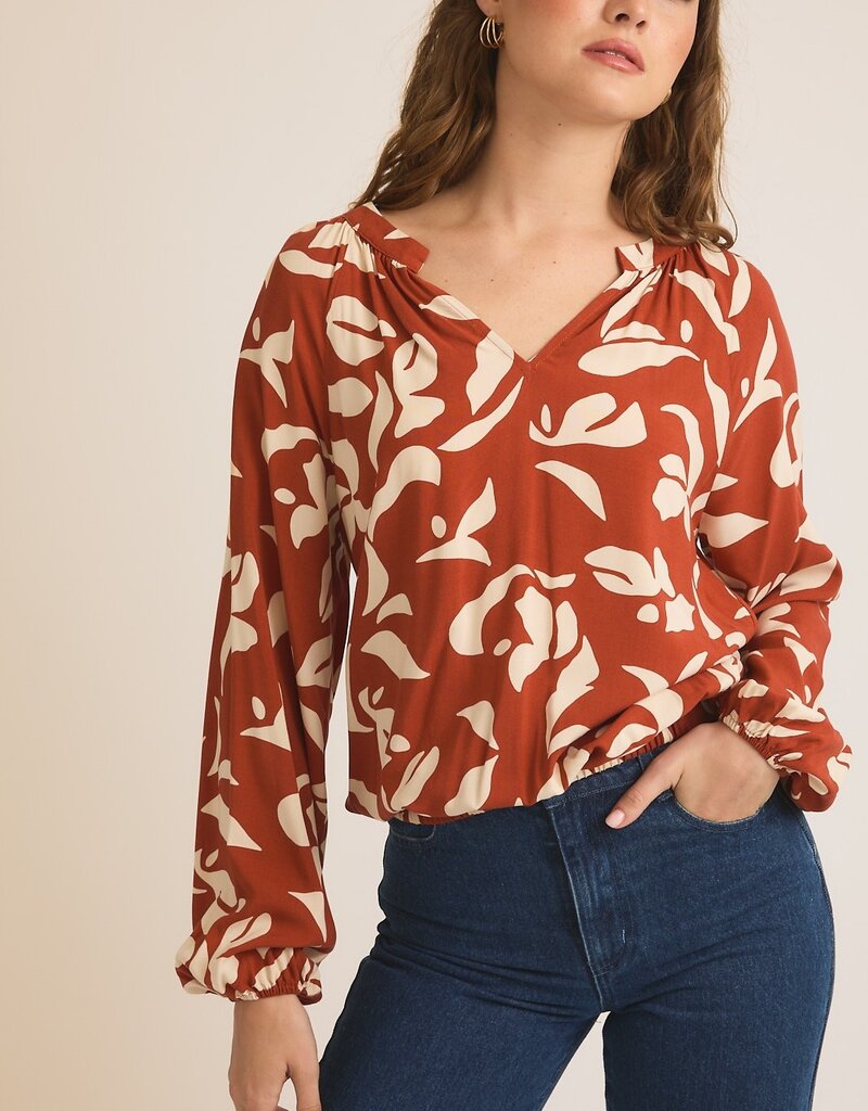 509 Broadway Collar V-Neck Abstract Print Top