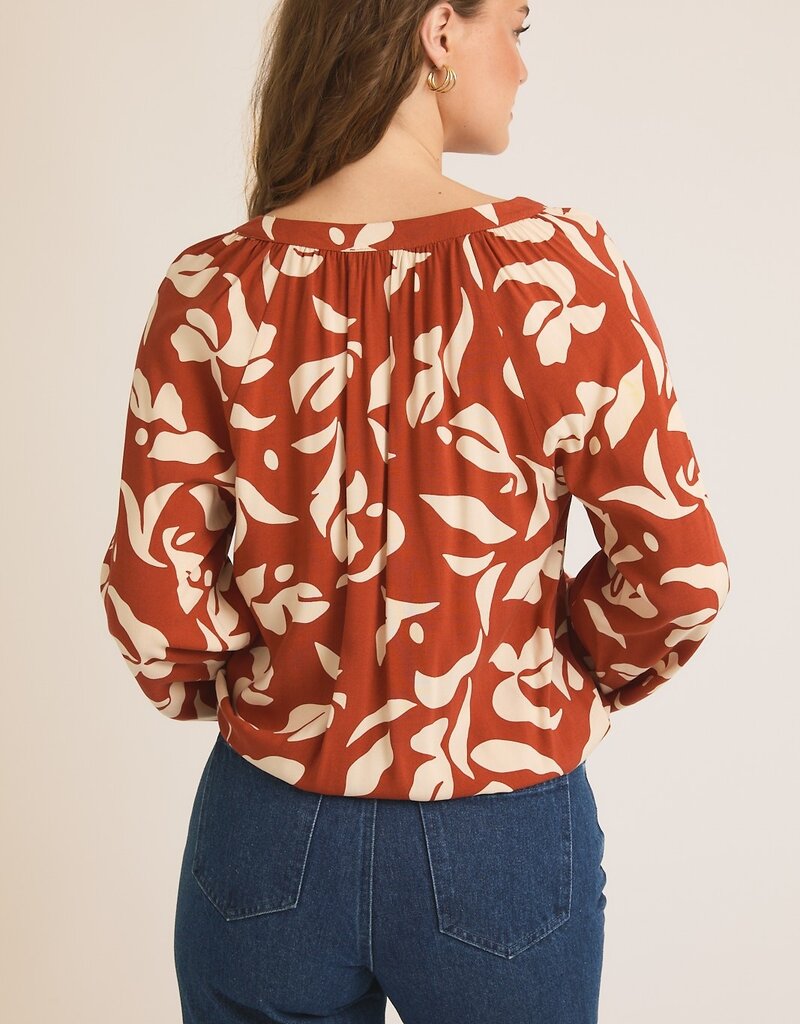 509 Broadway Collar V-Neck Abstract Print Top