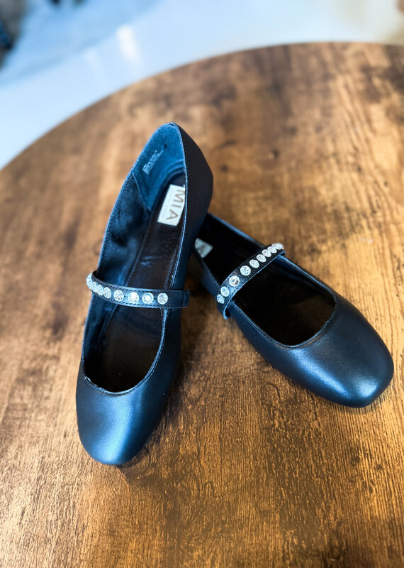 MIA Karolin Flat