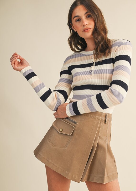 509 Broadway Striped Henley Rib Sweater Top