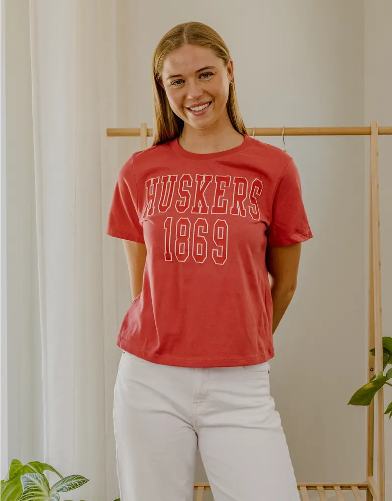 509 Broadway Huskers College Block Puff Perfect Tee