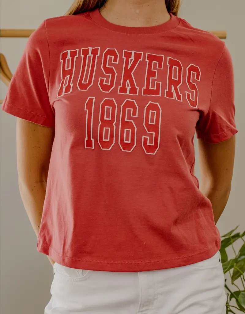 509 Broadway Huskers College Block Puff Perfect Tee