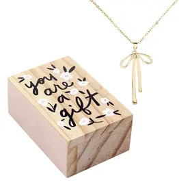 509 Broadway Bow Treasure Gift Necklace