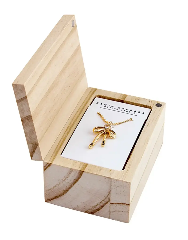 509 Broadway Bow Treasure Gift Necklace