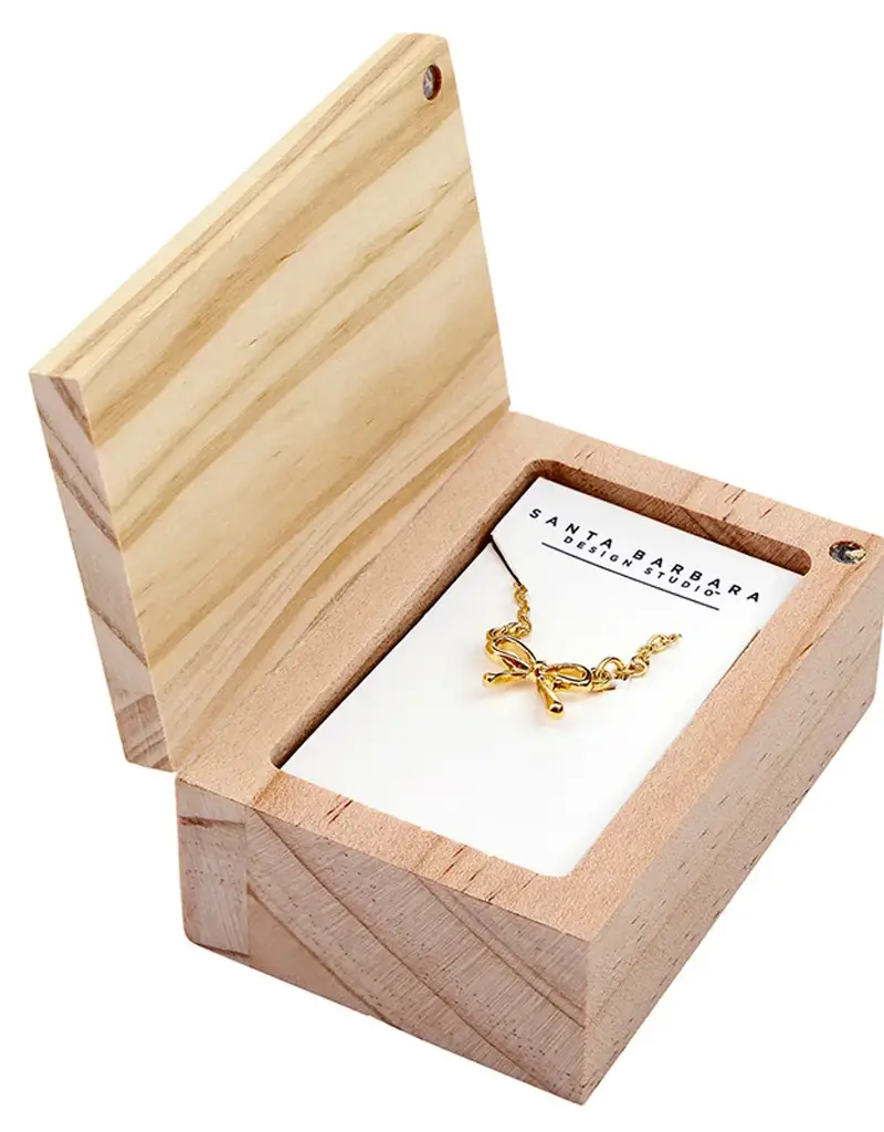 509 Broadway Bow Treasure Gift Necklace