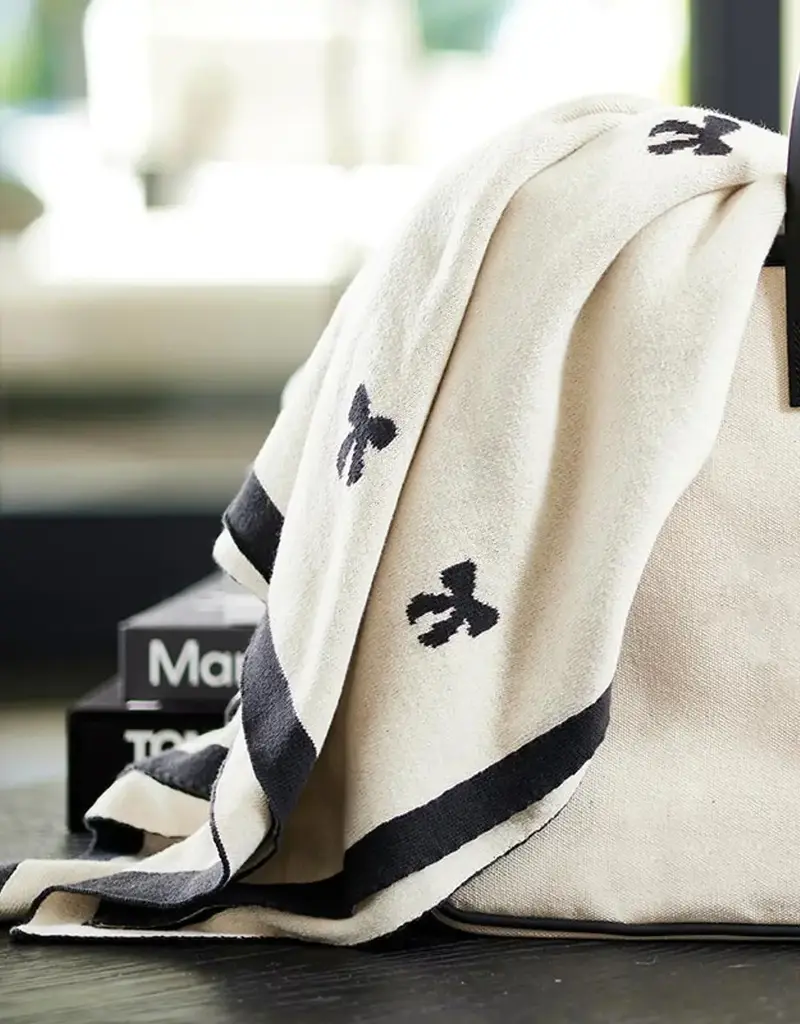 509 Broadway Bow Lux Throw