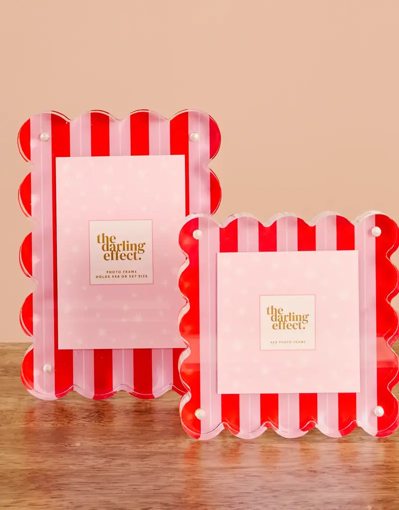 509 Broadway Rectangular Scalloped Acrylic Picture Frame