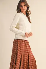 509 Broadway Contrast Knit Scalloped Edge Sweater