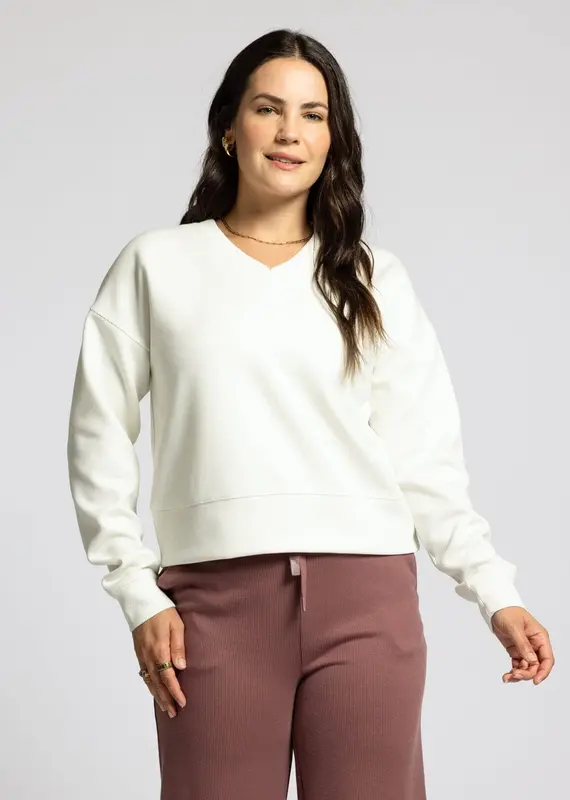 509 Broadway Martina V-Neck Pullover