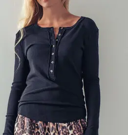 509 Broadway Ribbed Henley Long Sleeve Top