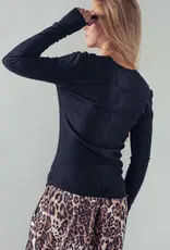 509 Broadway Ribbed Henley Long Sleeve Top