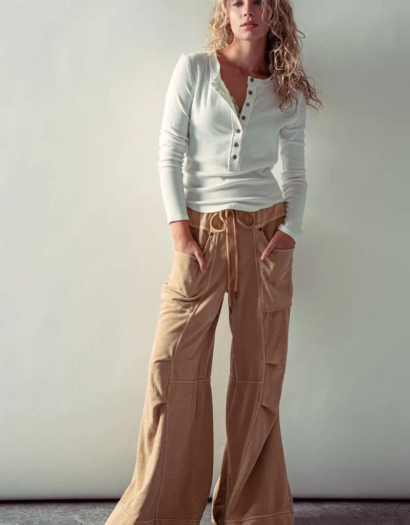 509 Broadway Ribbed Henley Long Sleeve Top