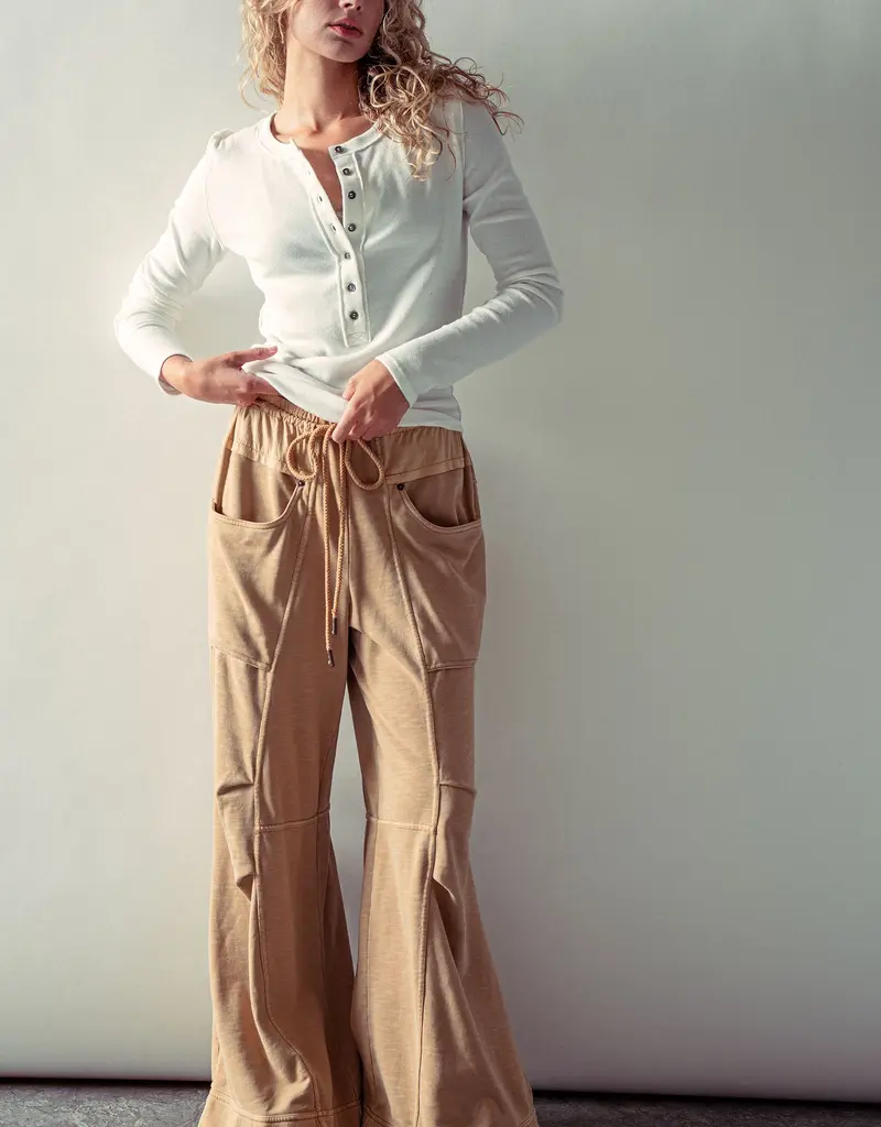 509 Broadway Ribbed Henley Long Sleeve Top