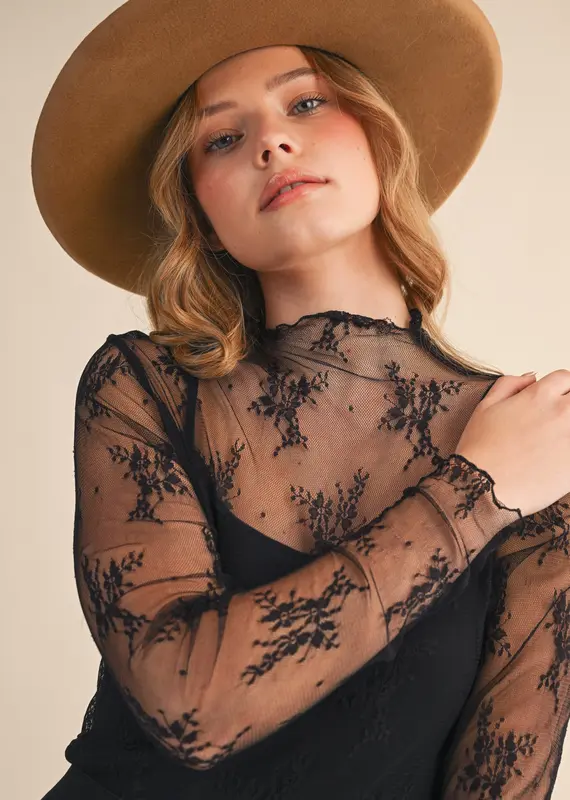 509 Broadway Layering Lace L/S Top
