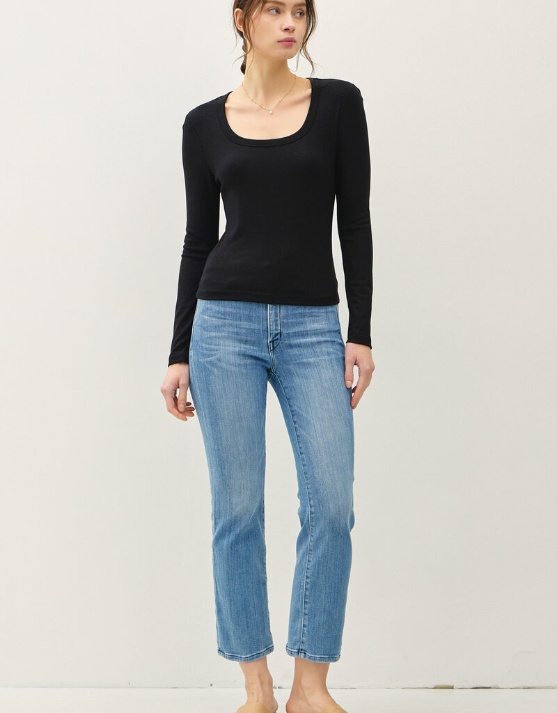 509 Broadway Basic Scoop Neck Long Sleeve Top