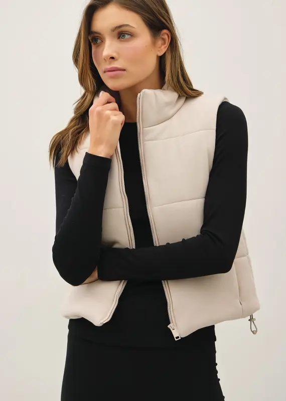 509 Broadway Classic Puffer Zip Up Vest w/ High Neck