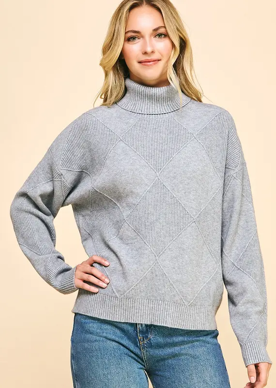 509 Broadway Argyle Pattern Turtle Neck