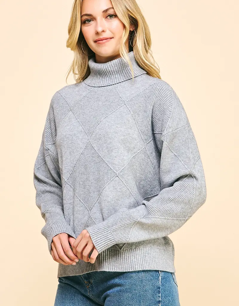 509 Broadway Argyle Pattern Turtle Neck