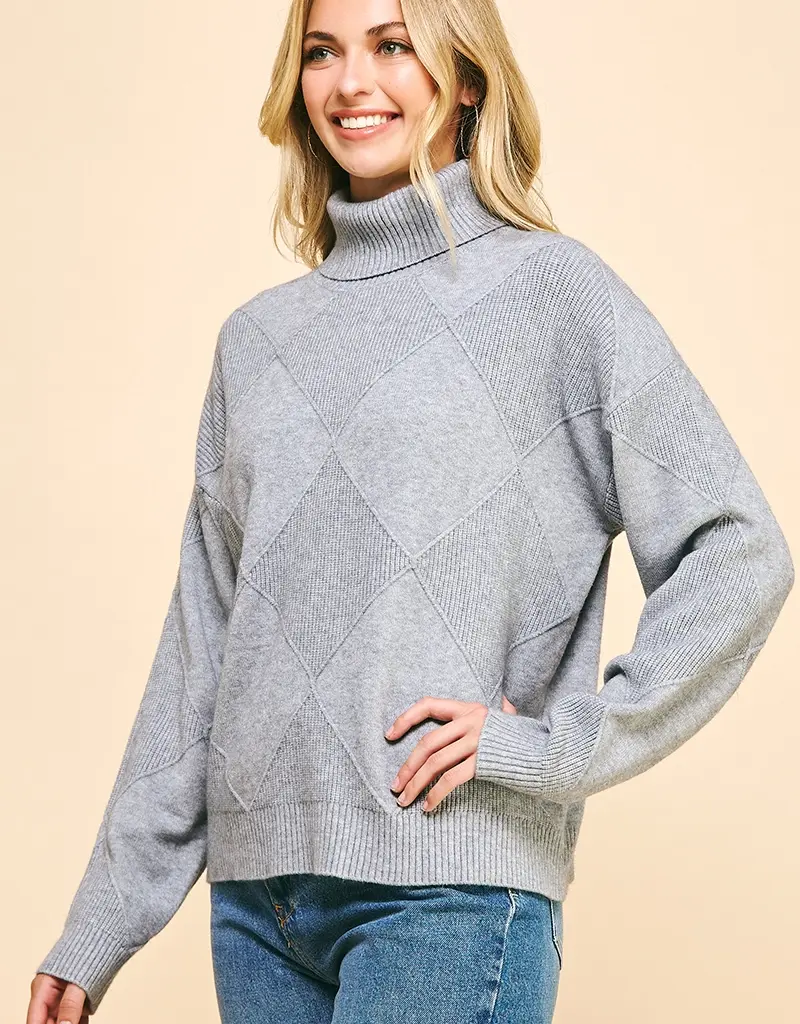 509 Broadway Argyle Pattern Turtle Neck