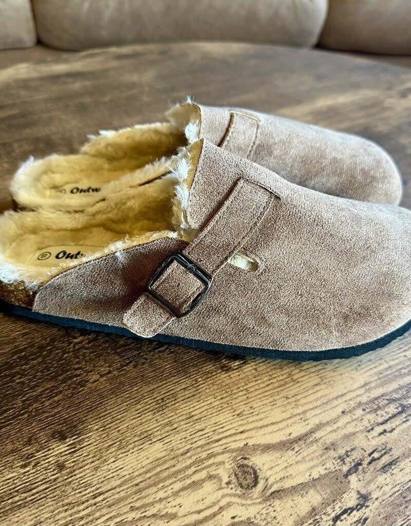 Miami Shoe Close Toe Slip On