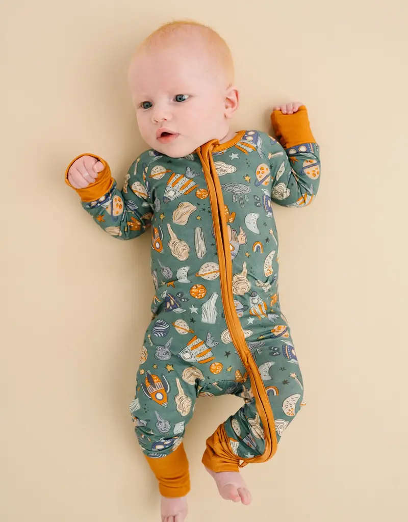 509 Broadway Cosmic Adventure Bamboo Sleeper