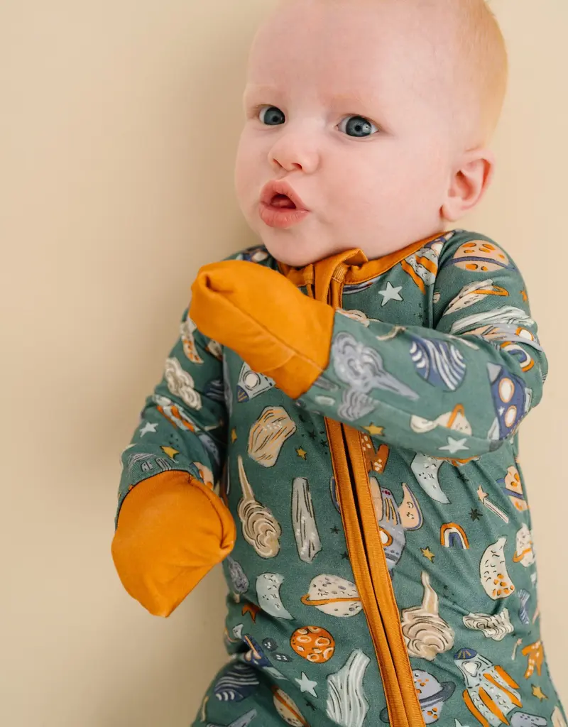 509 Broadway Cosmic Adventure Bamboo Sleeper