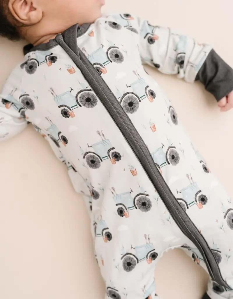 509 Broadway Blue Tractor Bamboo Sleeper