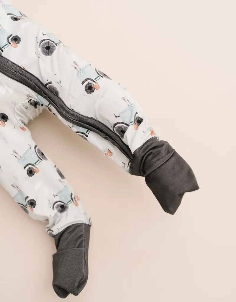 509 Broadway Blue Tractor Bamboo Sleeper