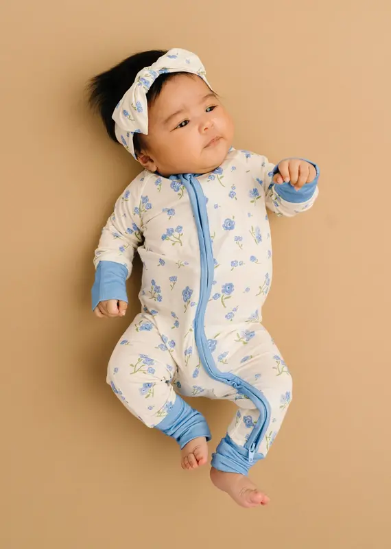 509 Broadway Blue Blooms Bamboo Sleeper