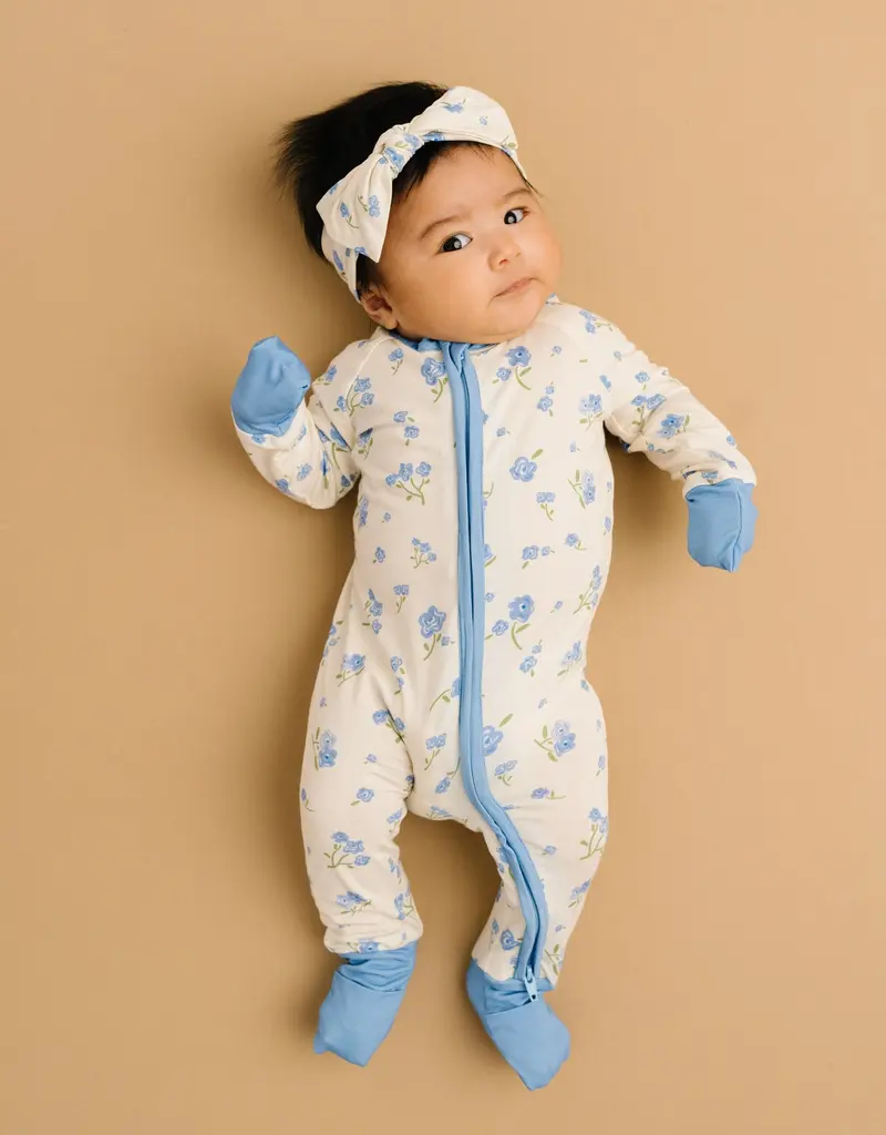 509 Broadway Blue Blooms Bamboo Sleeper