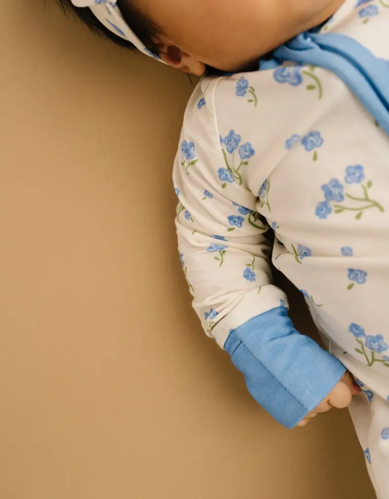 509 Broadway Blue Blooms Bamboo Sleeper