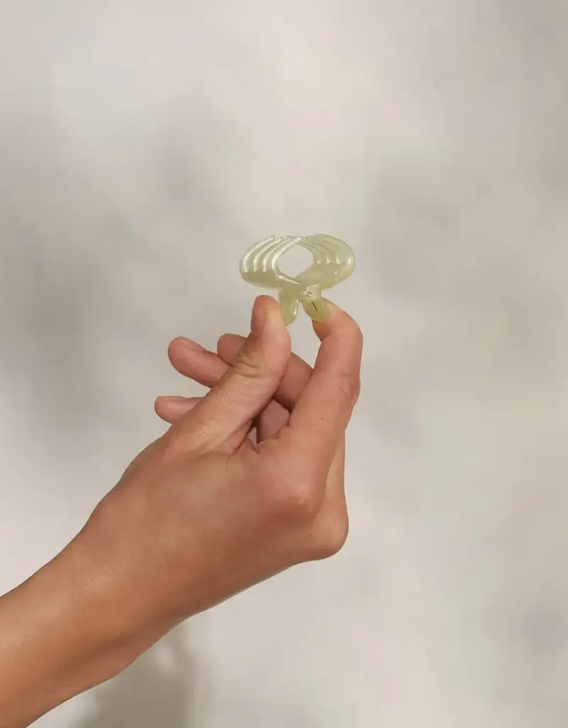 509 Broadway Mini Jelly Cloud Clips