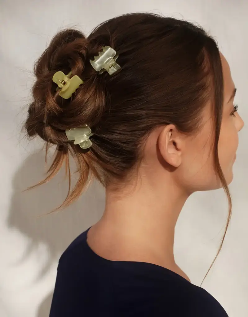 509 Broadway Mini Jelly Cloud Clips