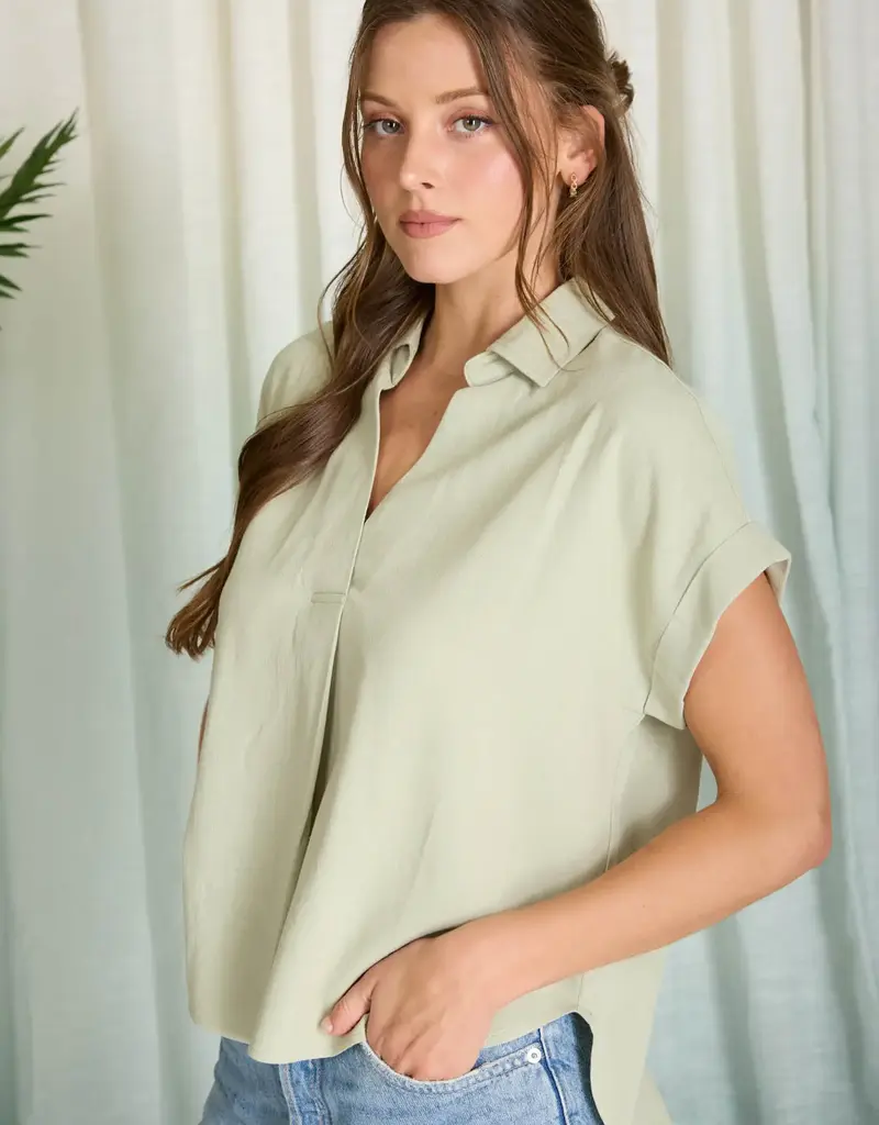 509 Broadway Collared Split Neck Linen Top