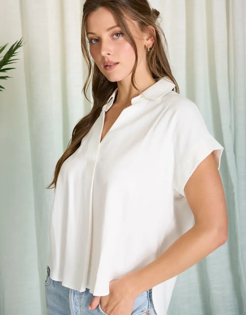 509 Broadway Collared Split Neck Linen Top