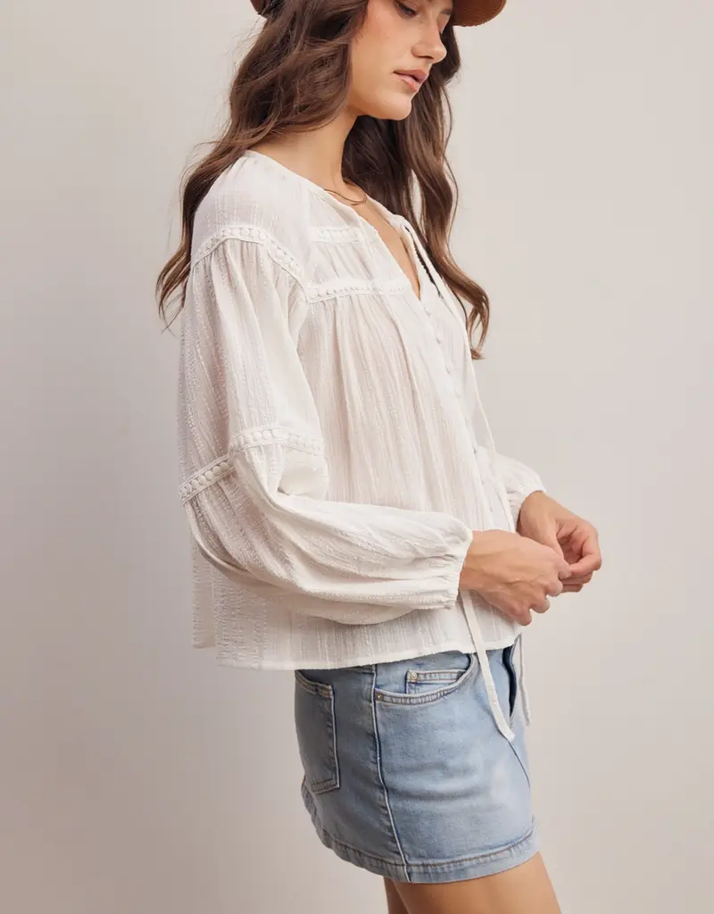 509 Broadway Embroidered Button Down LS Top