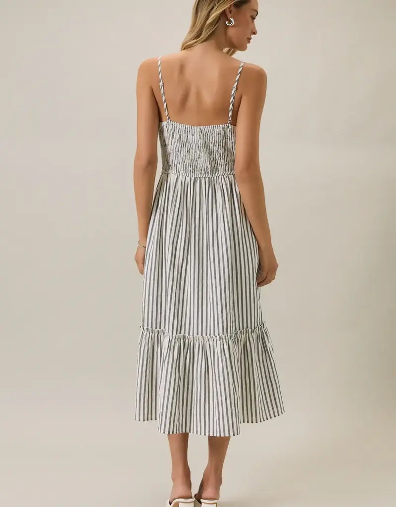 509 Broadway Sleeveless Smocked Midi Dress