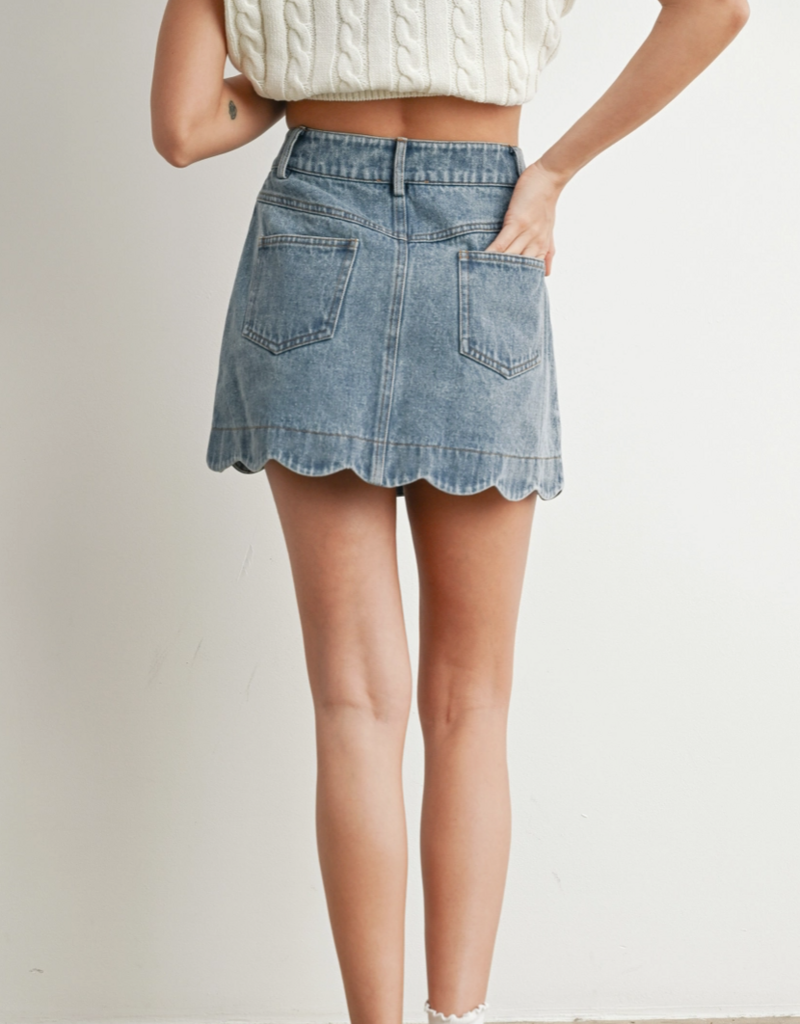 509 Broadway Button Scallop Denim Skirt