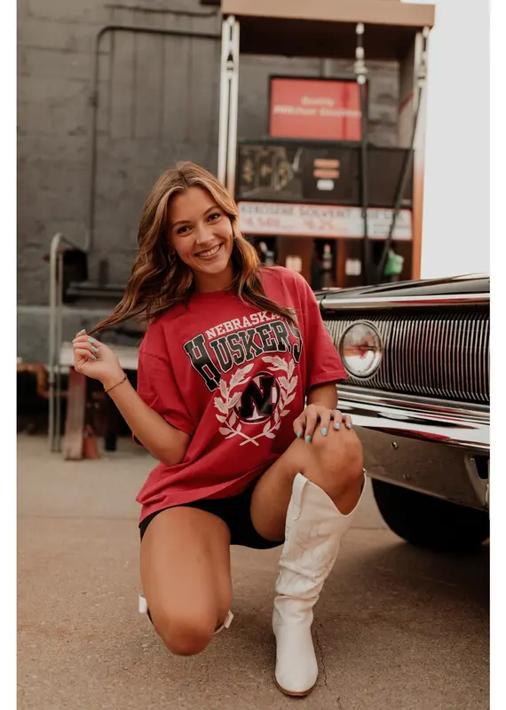 509 Broadway Nebraska Husker Wreath Tee